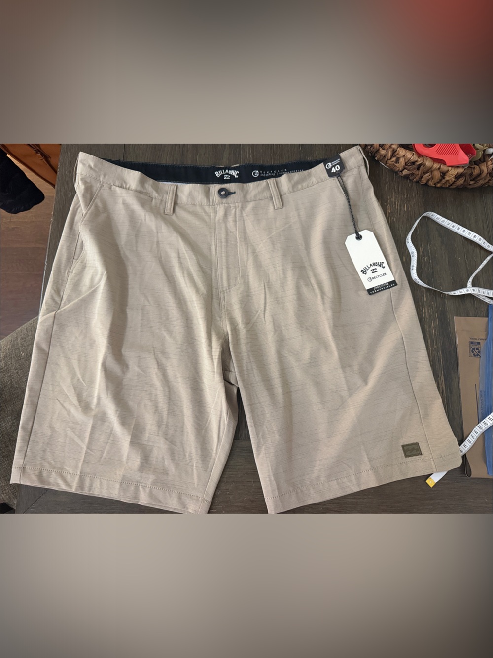 NWT- Billabong Men’s Khaki Flat Front Shorts - Light Tan-size 40